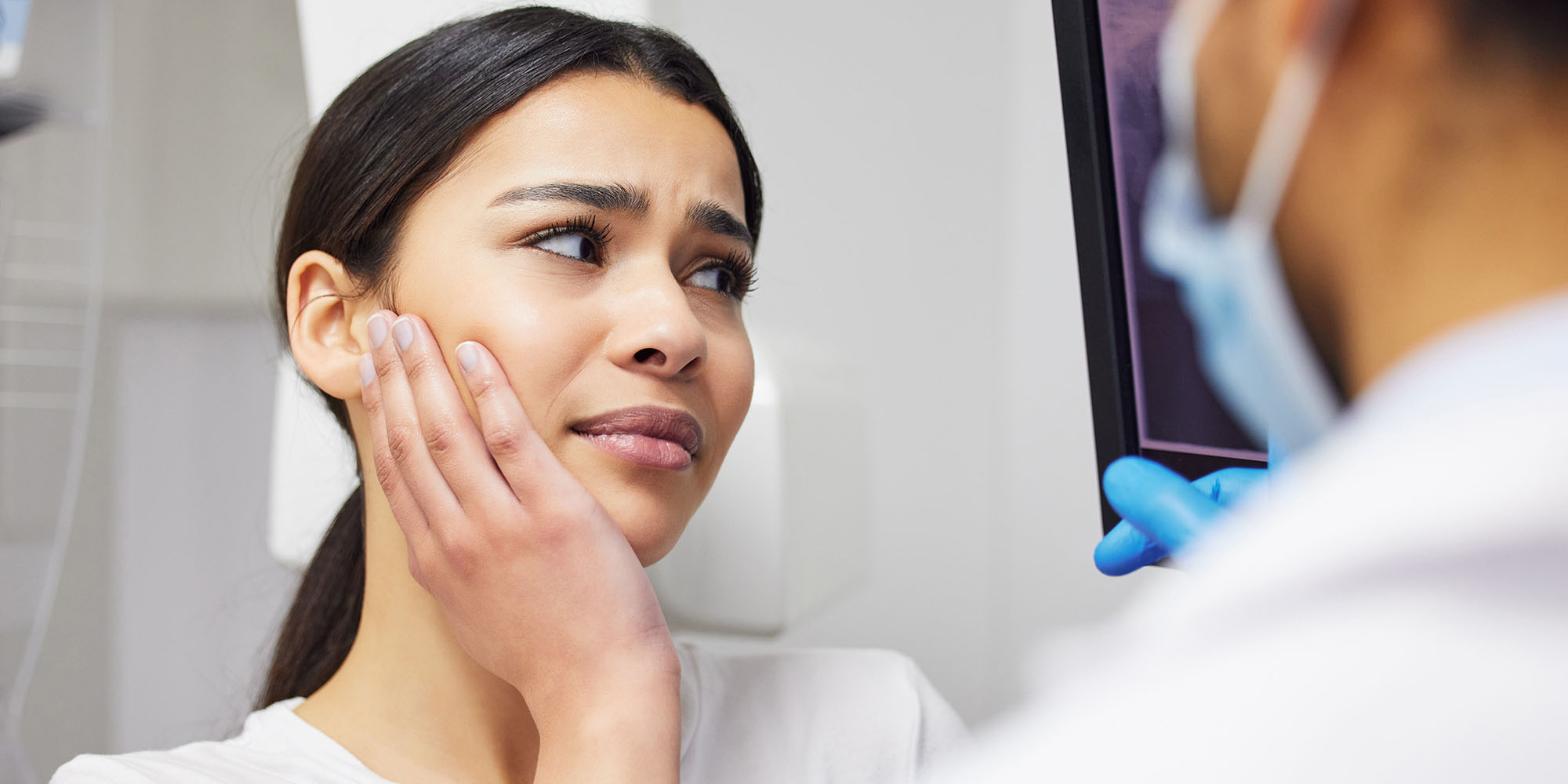Horrid Toothache? Don’t Panic… Your Emergency Dentist in Salisbury Is Here!